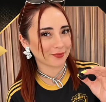Bianca Briones